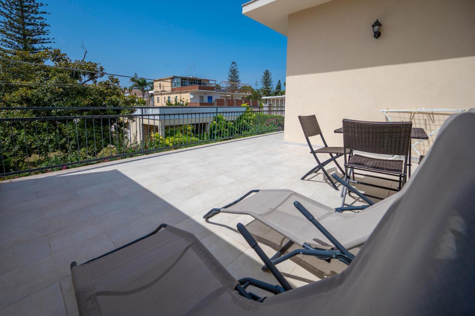 Villa Nisa Apartment Sea View Fontane Bianche Esterno foto